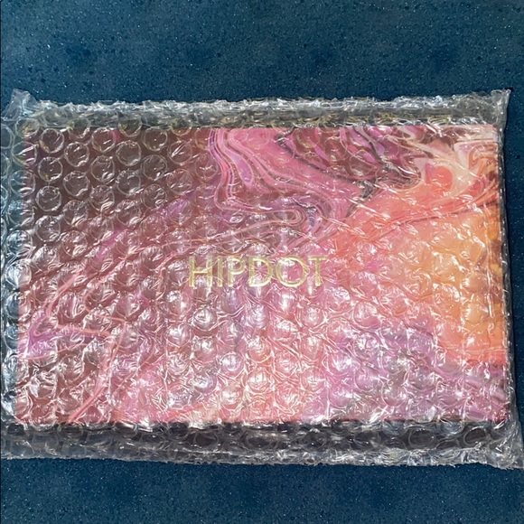 EYESHADOW PALLETTE - Picture 2 of 4